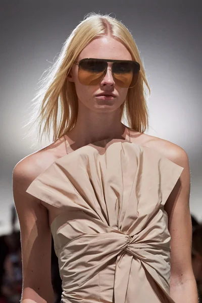 Look 6